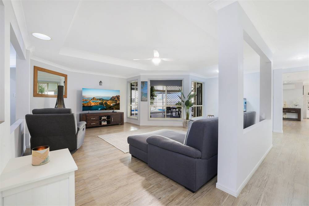 37 Acacia Street, MOORE PARK BEACH, QLD 4670