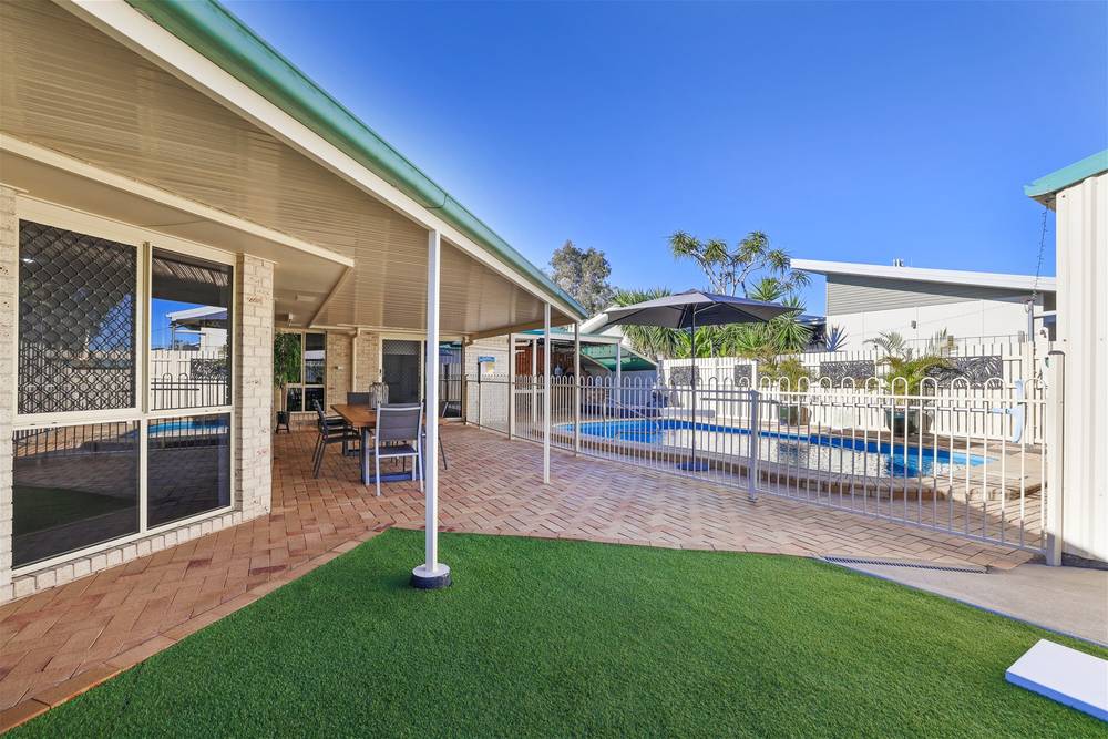 37 Acacia Street, MOORE PARK BEACH, QLD 4670