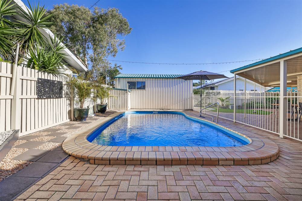 37 Acacia Street, MOORE PARK BEACH, QLD 4670