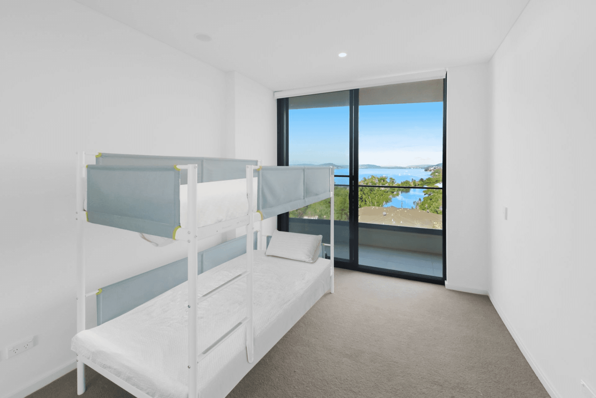 505/2 Wilhelmina Street, Gosford, NSW 2250