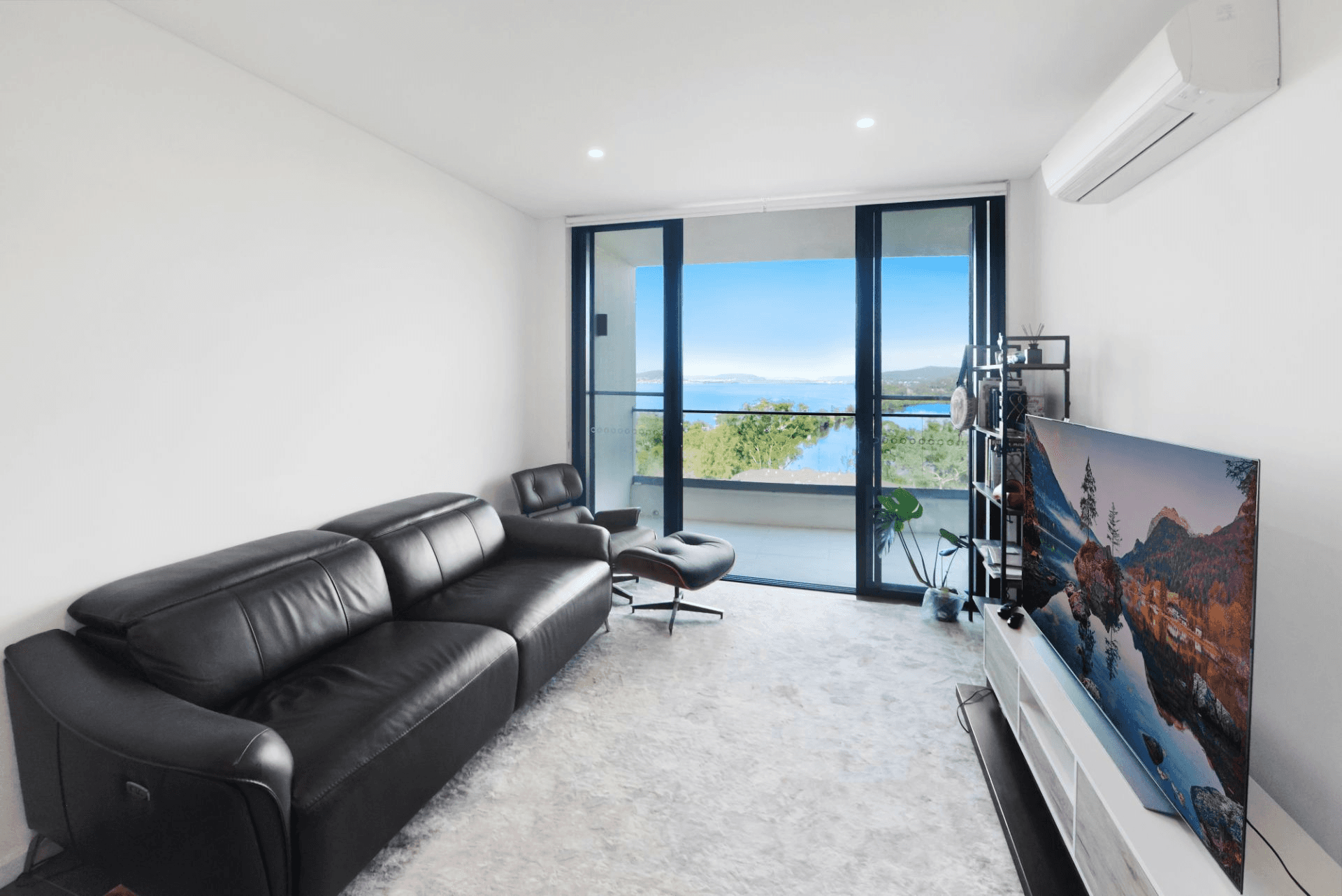 505/2 Wilhelmina Street, Gosford, NSW 2250