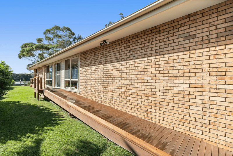 219 Annetts Parade, MOSSY POINT, NSW 2537