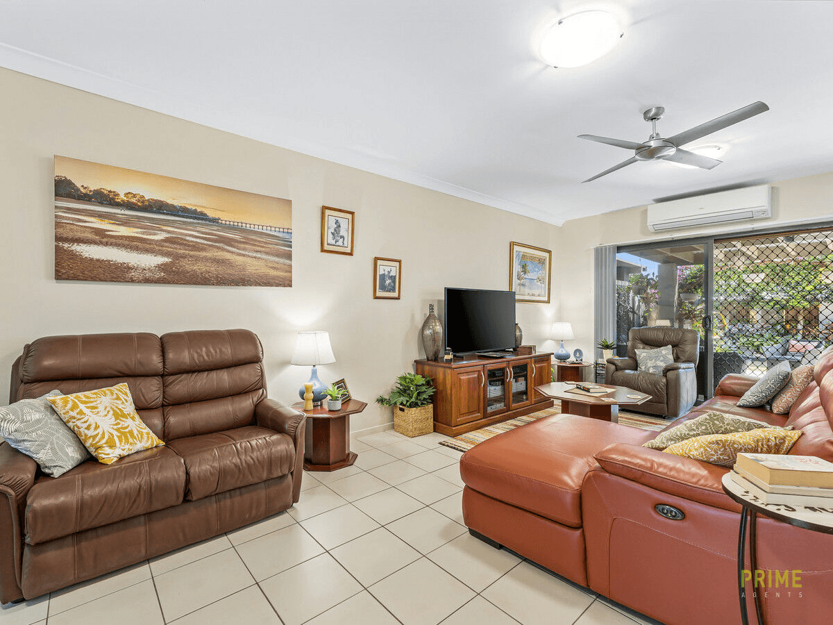 2/29 Stephenson Street, Pialba, QLD 4655