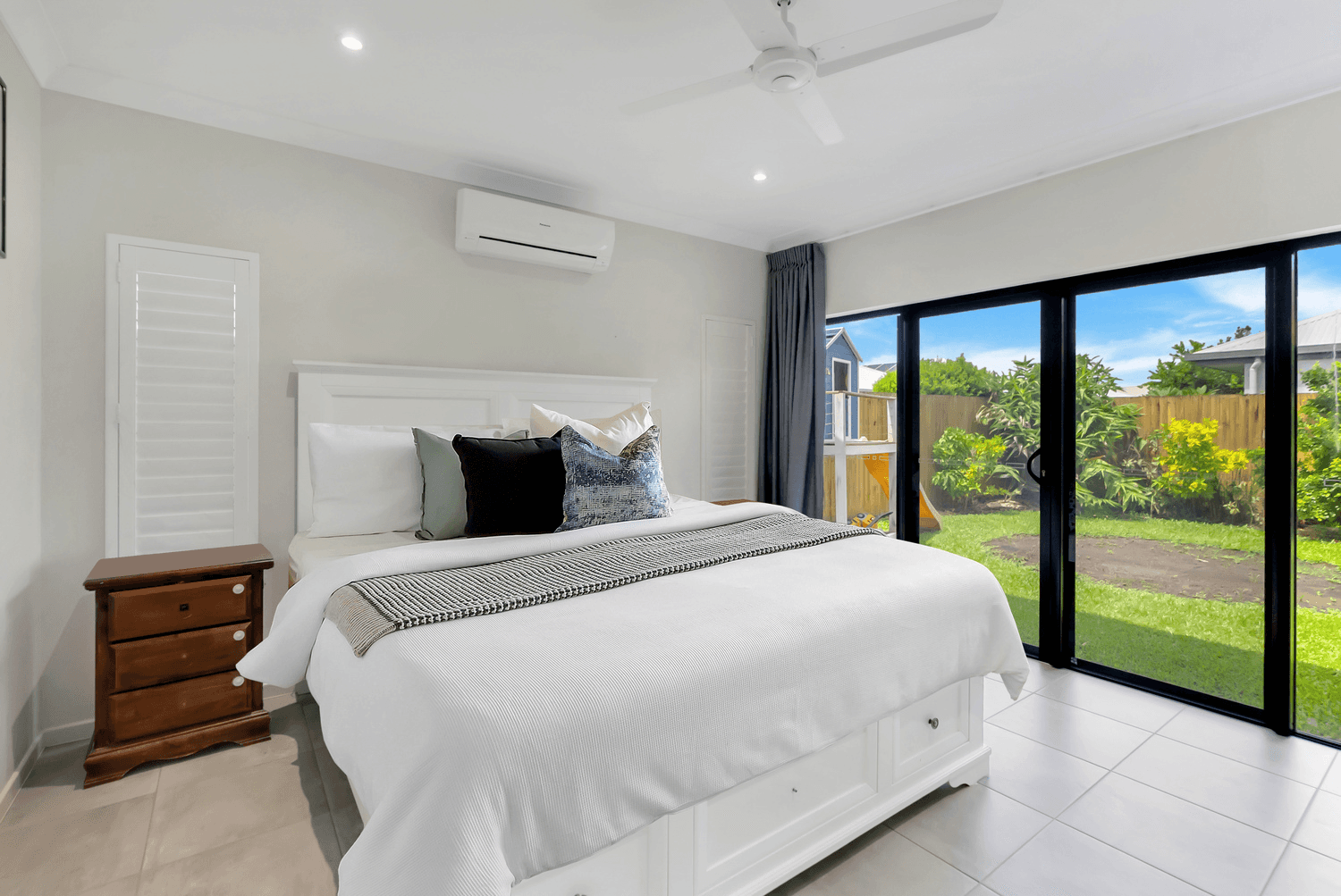 11 Starcke Trail, Smithfield, QLD 4878