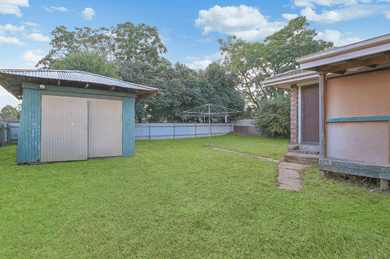 364 Woomera Crescent, LAVINGTON, NSW 2641