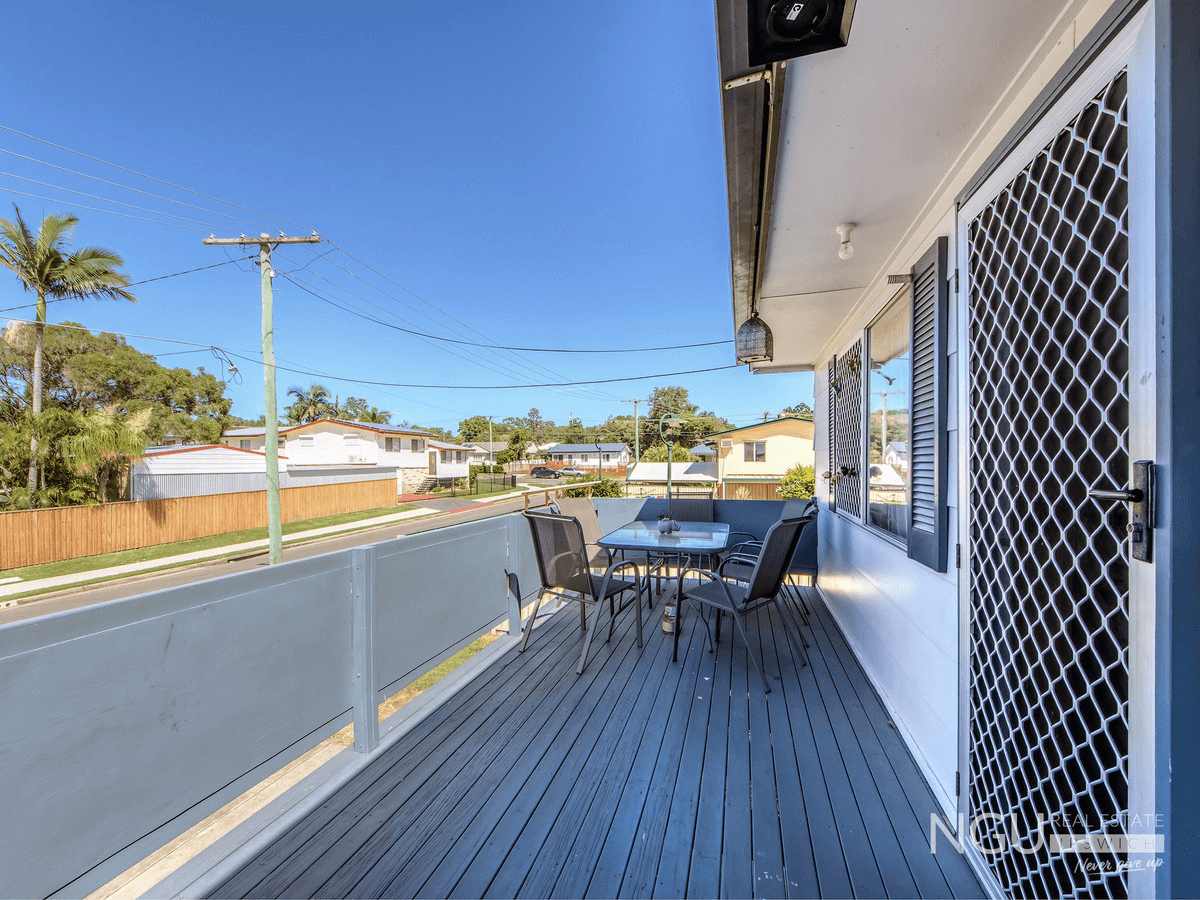 2 Leahy Street, BRASSALL, QLD 4305