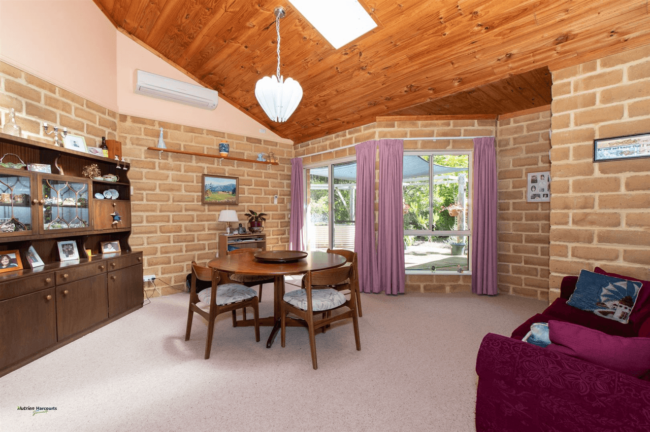 15 Knowles Court, SHADFORTH, WA 6333