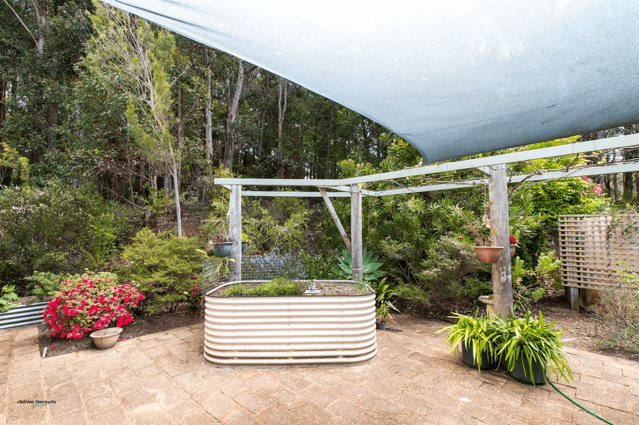 15 Knowles Court, SHADFORTH, WA 6333
