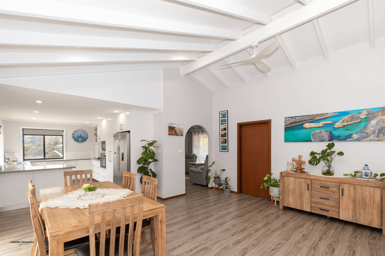 8 Campbell Road, DENMARK, WA 6333