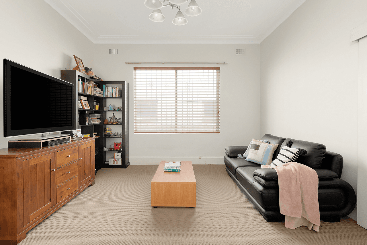 8 Gowrie Avenue, BONDI JUNCTION, NSW 2022