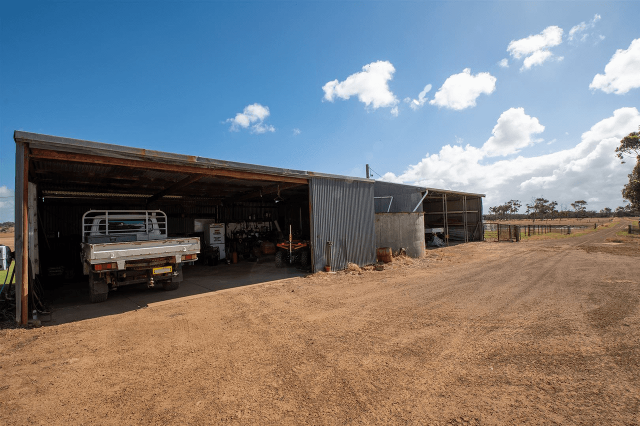 50304 South Coast Highway, ALBANY, WA 6330
