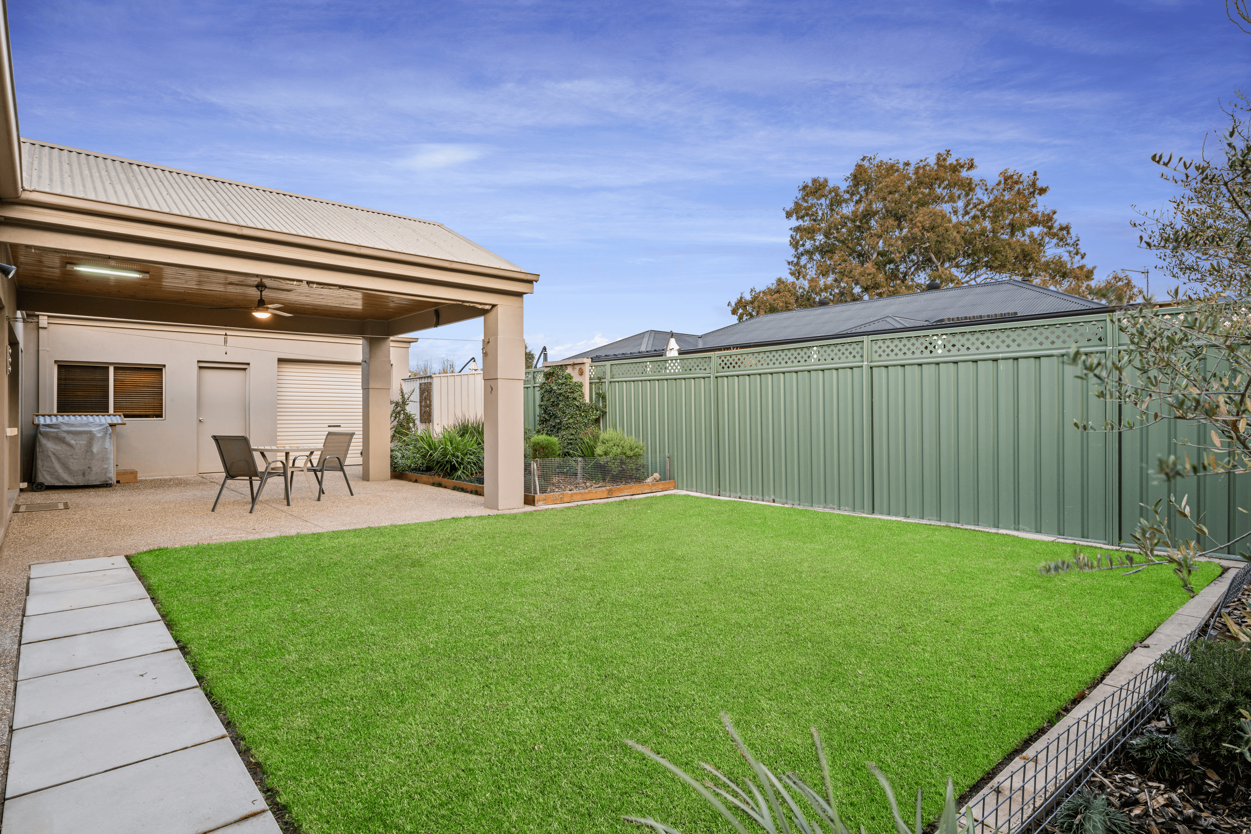 1 Tabitha Court, EAST ALBURY, NSW 2640