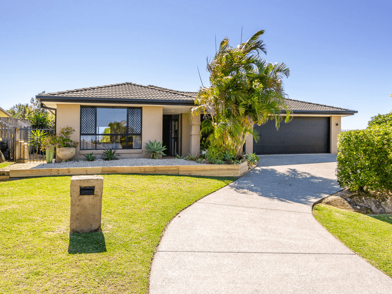 1 Makemo Street, Pacific Pines, QLD 4211