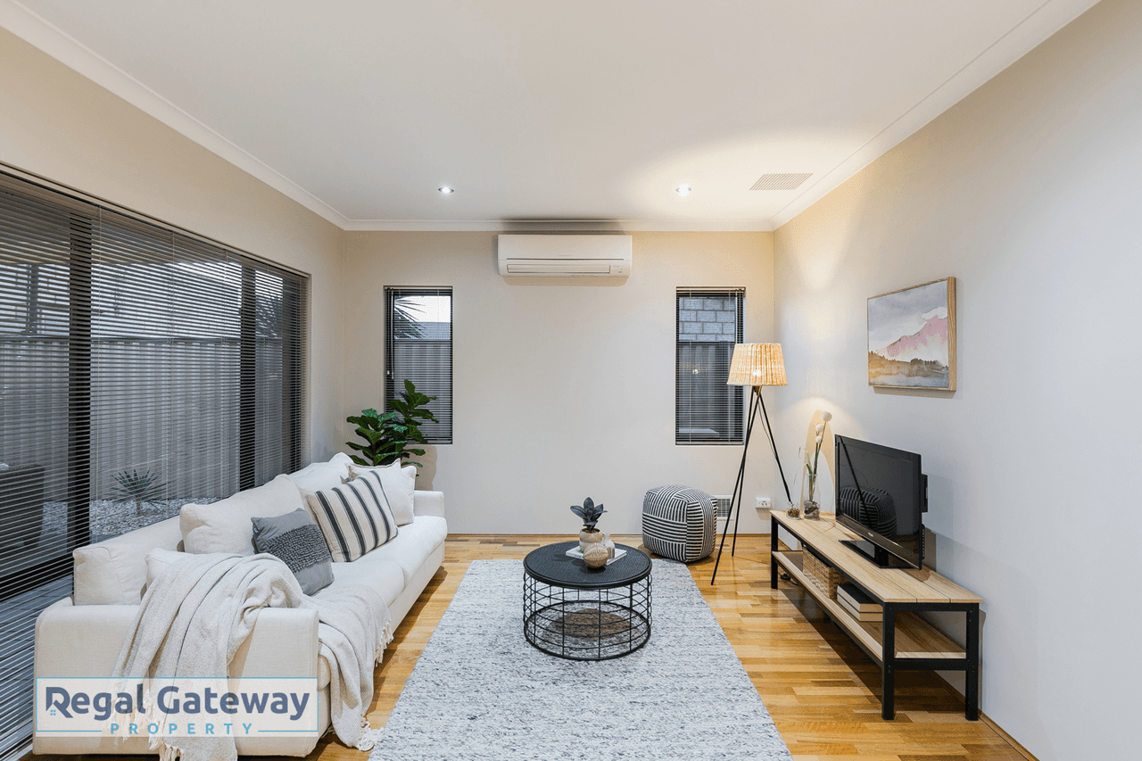 18A Torrey Crescent, AUBIN GROVE, WA 6164