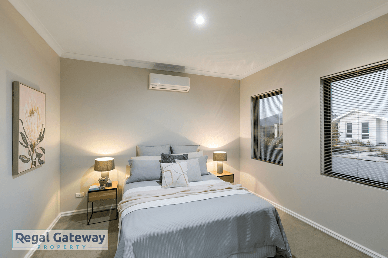 18A Torrey Crescent, AUBIN GROVE, WA 6164