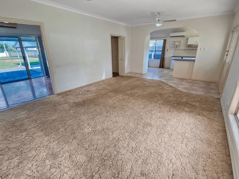 49 Currawang Ave, LEETON, NSW 2705