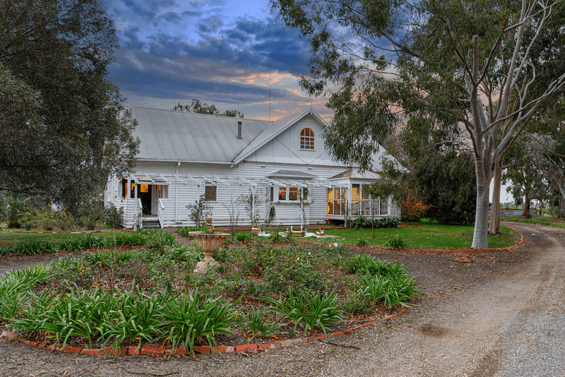 540 Pine Lodge Road, Tocumwal, NSW 2714