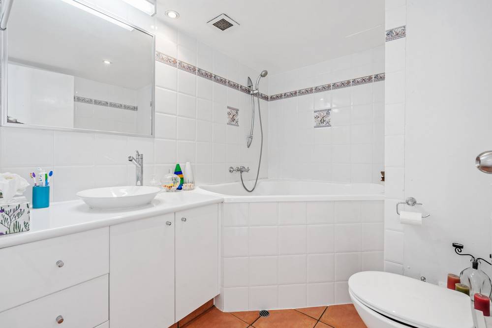 41/9 Bayview Street, Runaway Bay, QLD 4216