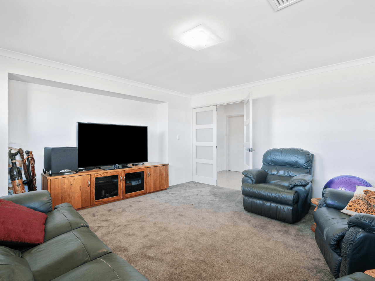 2 Moonraker Road, JINDALEE, WA 6036