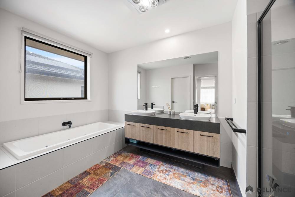 10 Twyford Way, Tarneit, VIC 3029