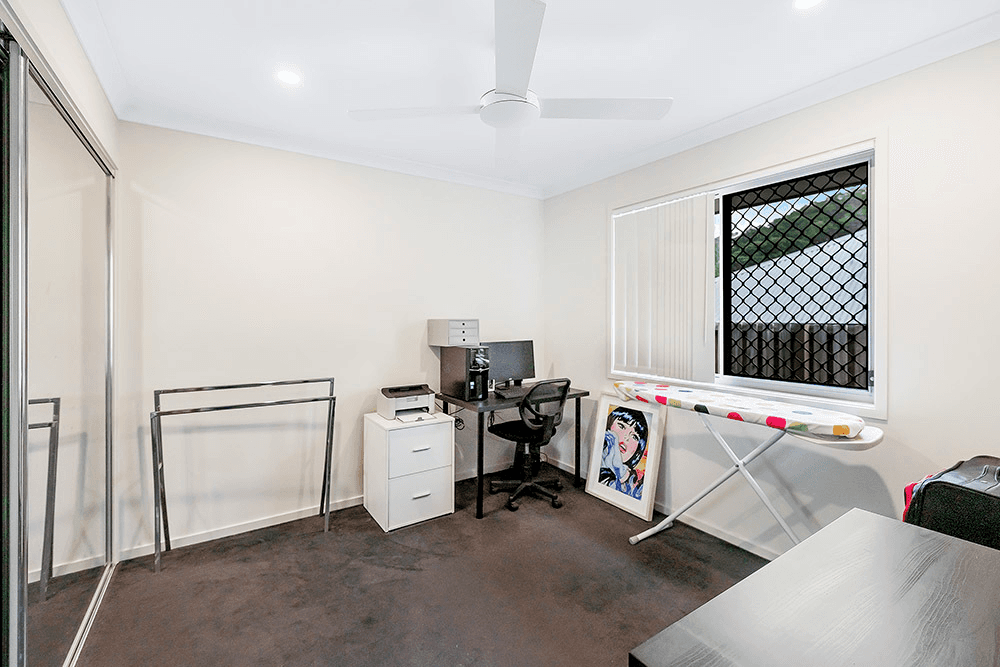 52 Hillstone Crescent, Maudsland, QLD 4210