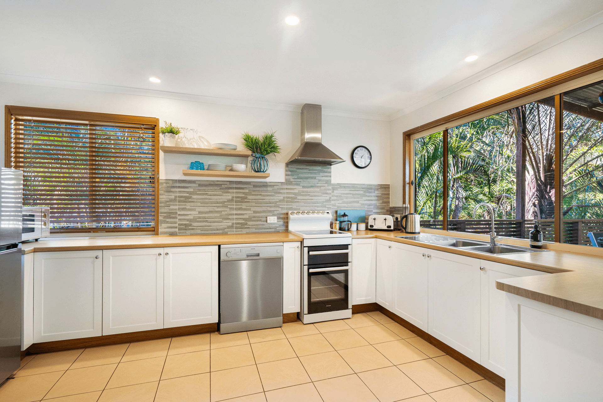 85 Neurum Road, Yaroomba, QLD 4573