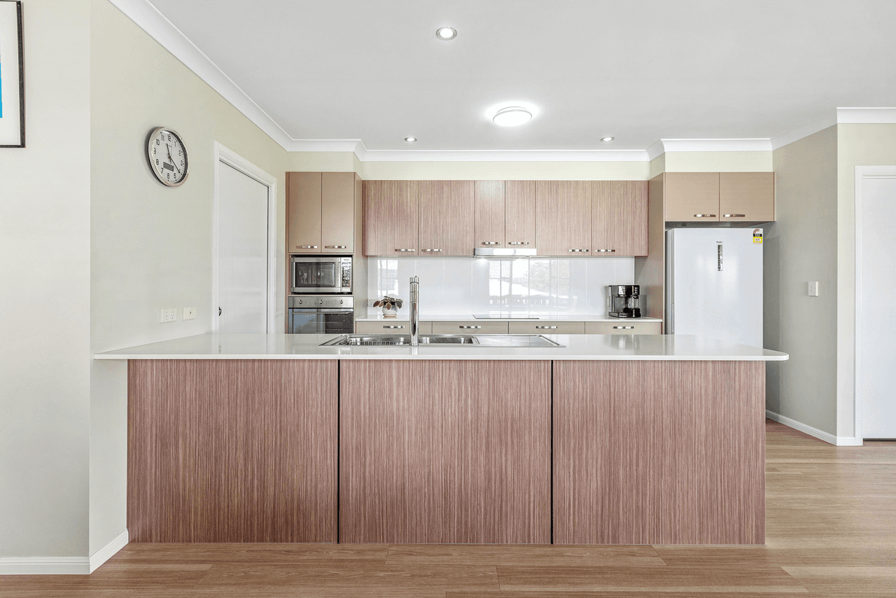 24 Echidna Street, POTTSVILLE, NSW 2489