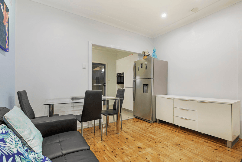 21 Pratley Street, WOY WOY, NSW 2256