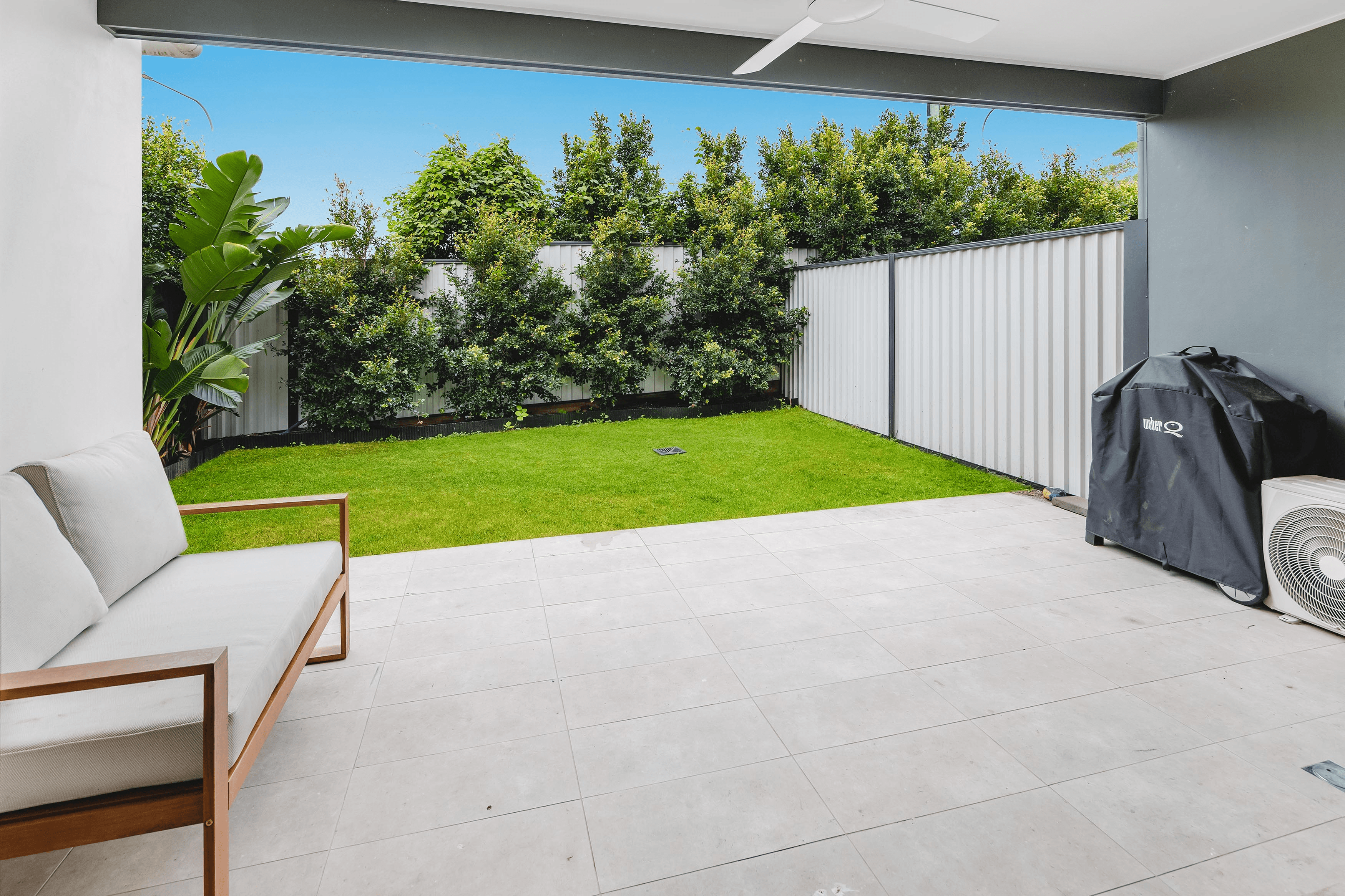 1/30 Salzburg Rd, PIMPAMA, QLD 4209