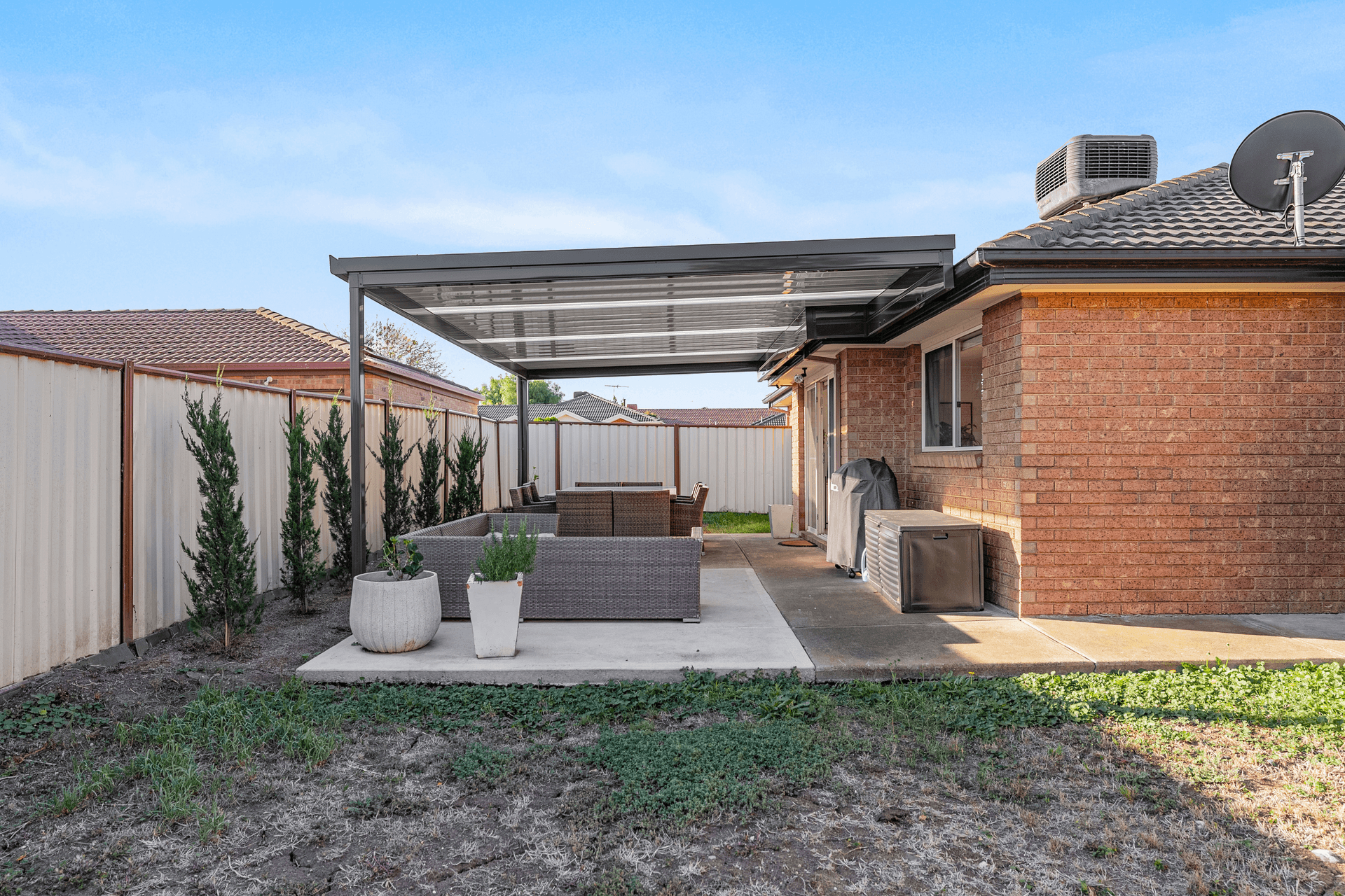 15 Loddon Drive, Taylors Hill, VIC 3037