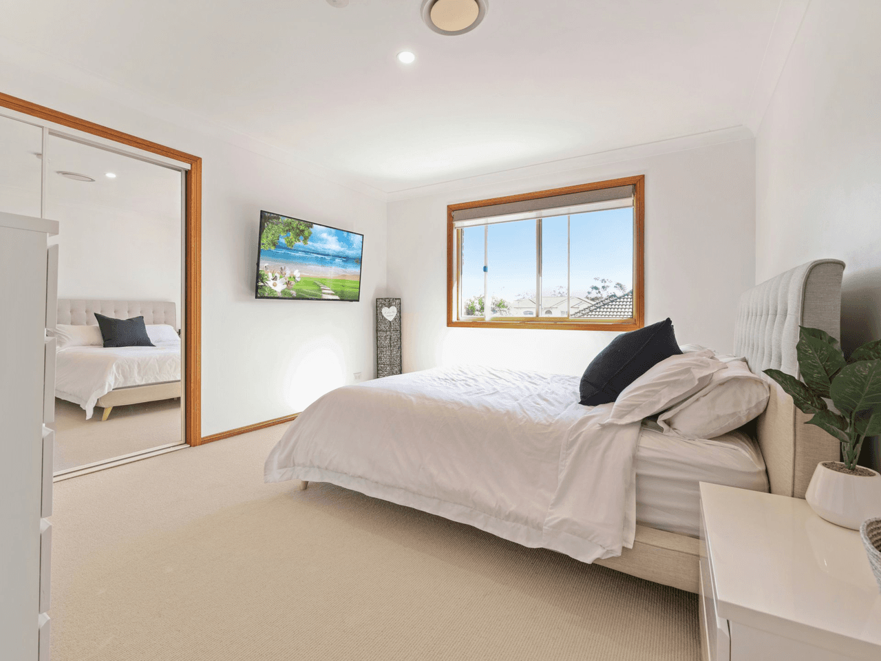 12 Forbes Avenue, MACQUARIE LINKS, NSW 2565