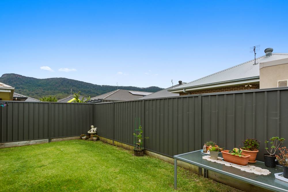 52 Stockyard Crescent, HORSLEY, NSW 2530