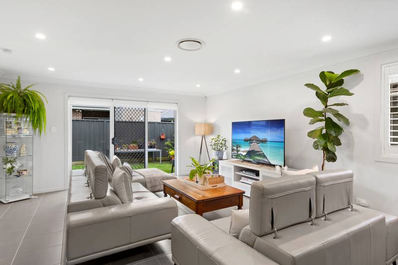 52 Stockyard Crescent, HORSLEY, NSW 2530