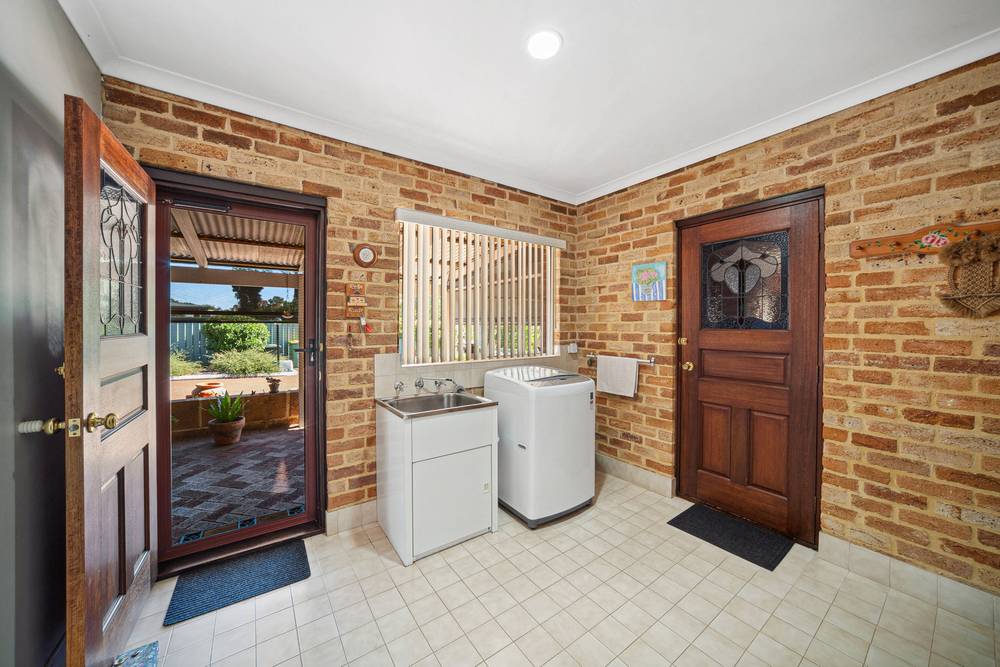 520 Kilburn Road, PARKERVILLE, WA 6081