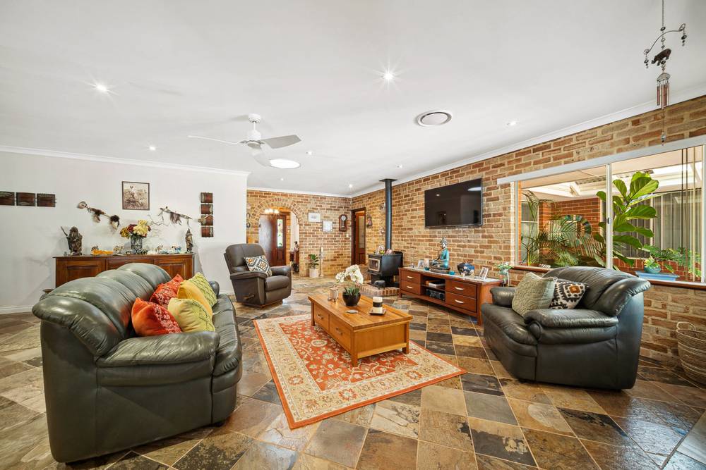 520 Kilburn Road, PARKERVILLE, WA 6081
