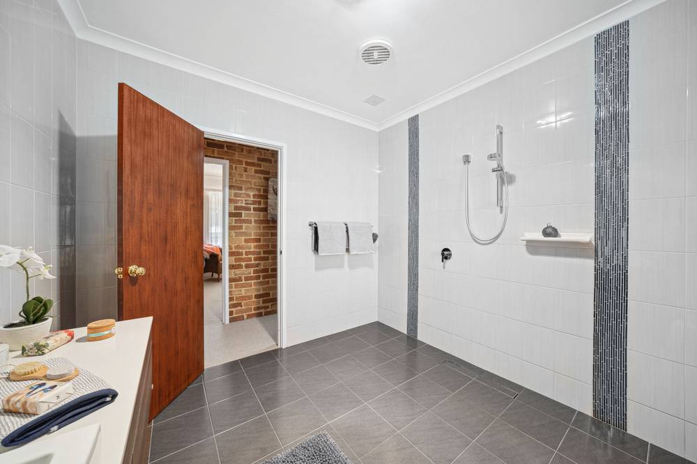 520 Kilburn Road, PARKERVILLE, WA 6081