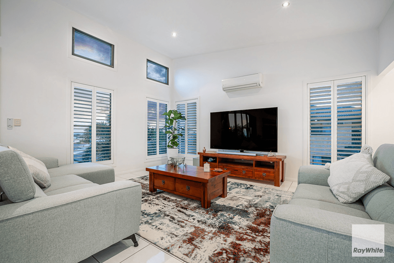 67 Spinnaker Cct, REDLAND BAY, QLD 4165