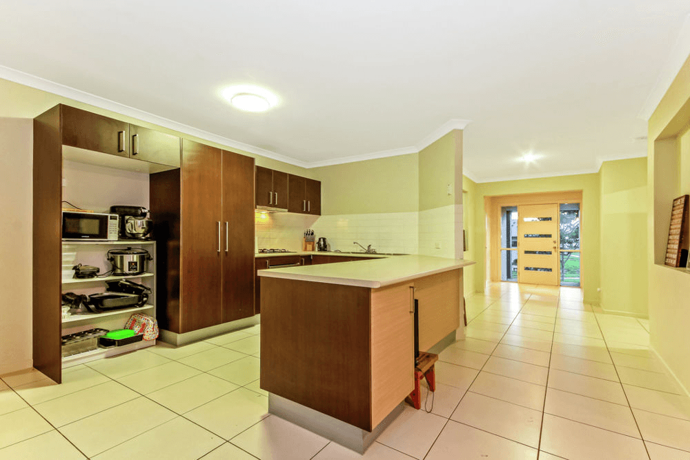 31 Clearwater Crescent, MURRUMBA DOWNS, QLD 4503