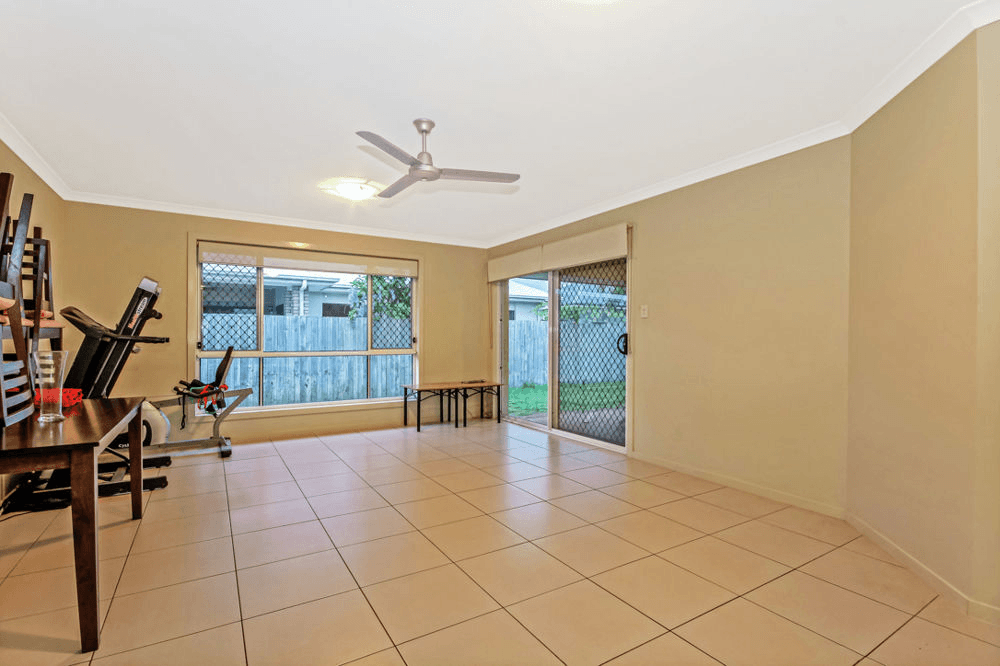 31 Clearwater Crescent, MURRUMBA DOWNS, QLD 4503