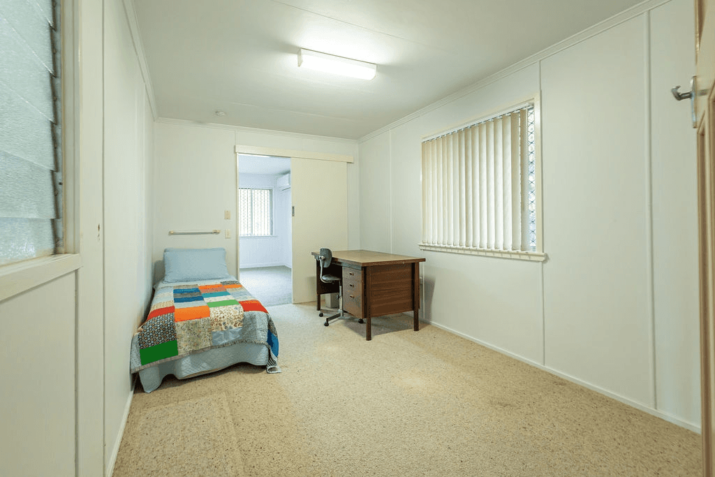 89 Cooper Street, Koongal, QLD 4701