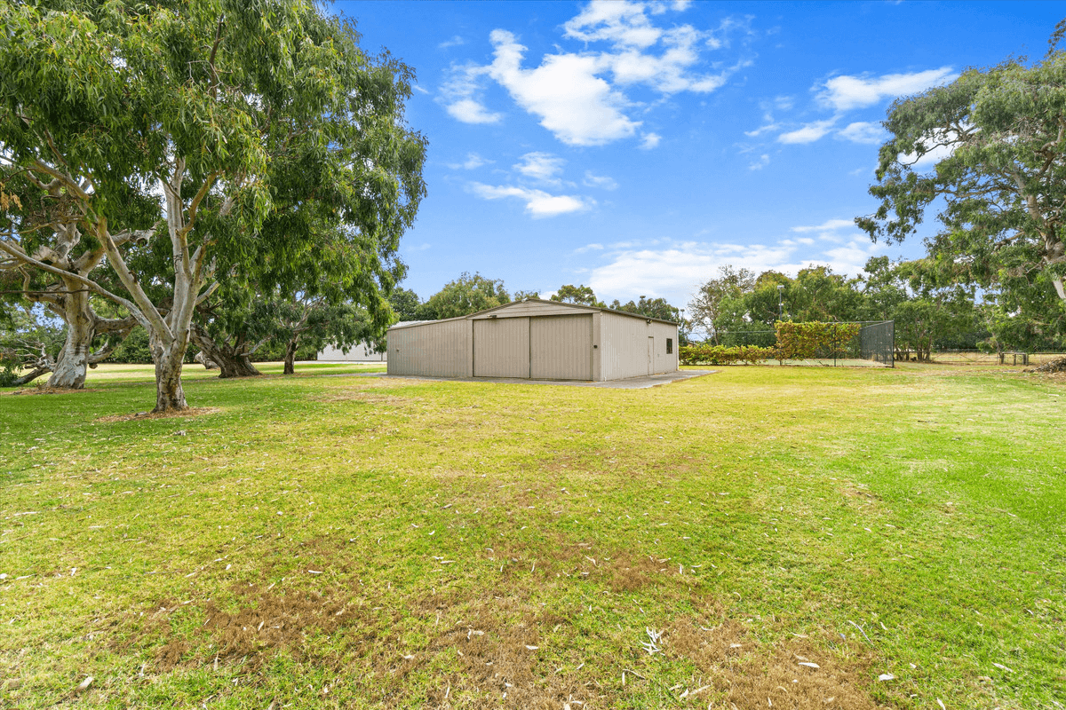 1 Glen Campbell Court, Sale, VIC 3850