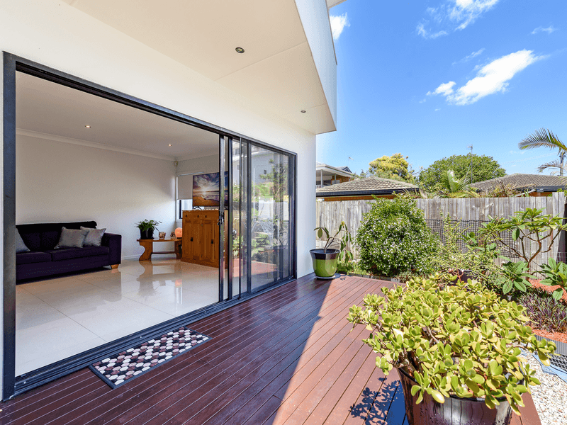 1/46 Bayview Street, RUNAWAY BAY, QLD 4216