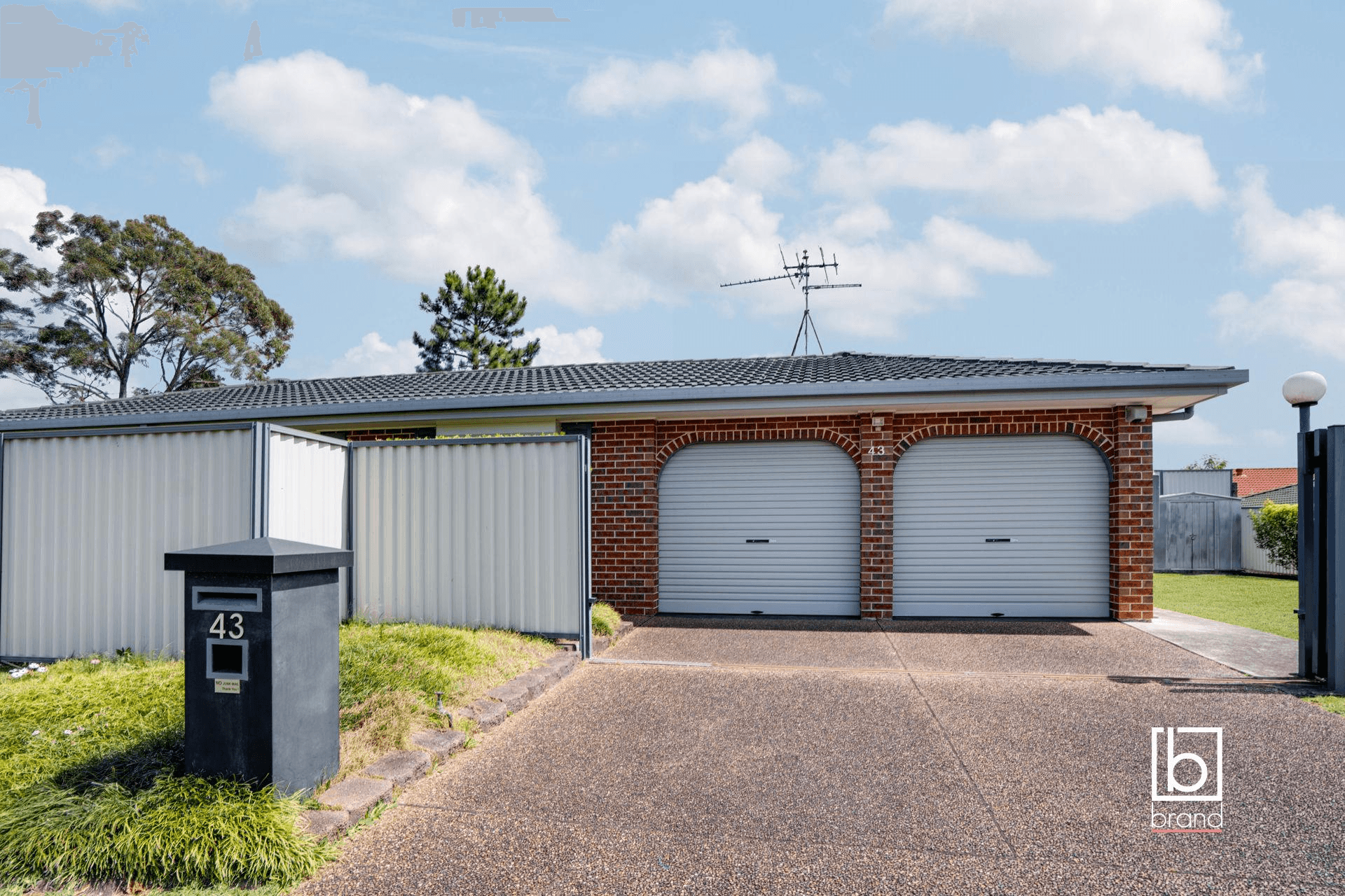 43 Blueridge Drive, BLUE HAVEN, NSW 2262