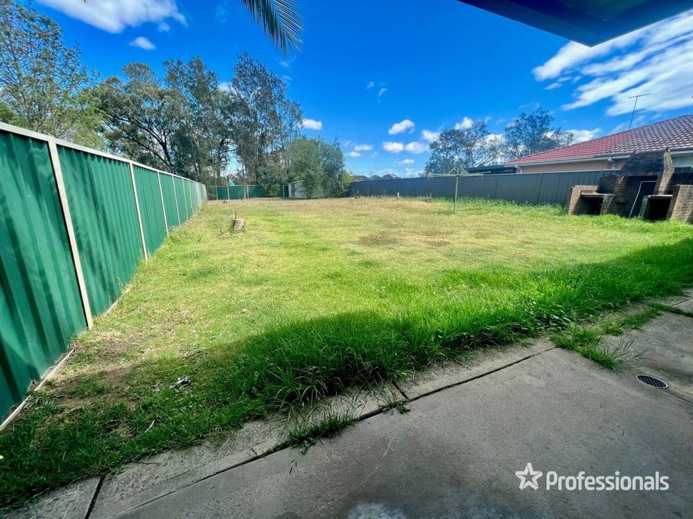 89 Madison Circuit, St Clair, NSW 2759