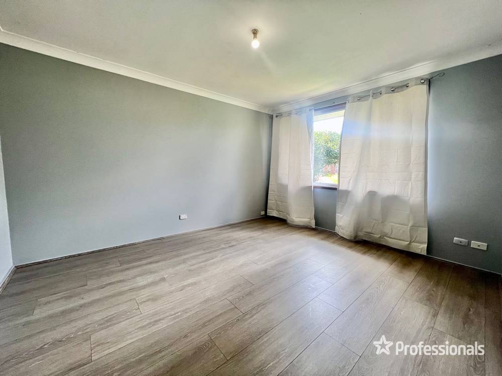 89 Madison Circuit, St Clair, NSW 2759