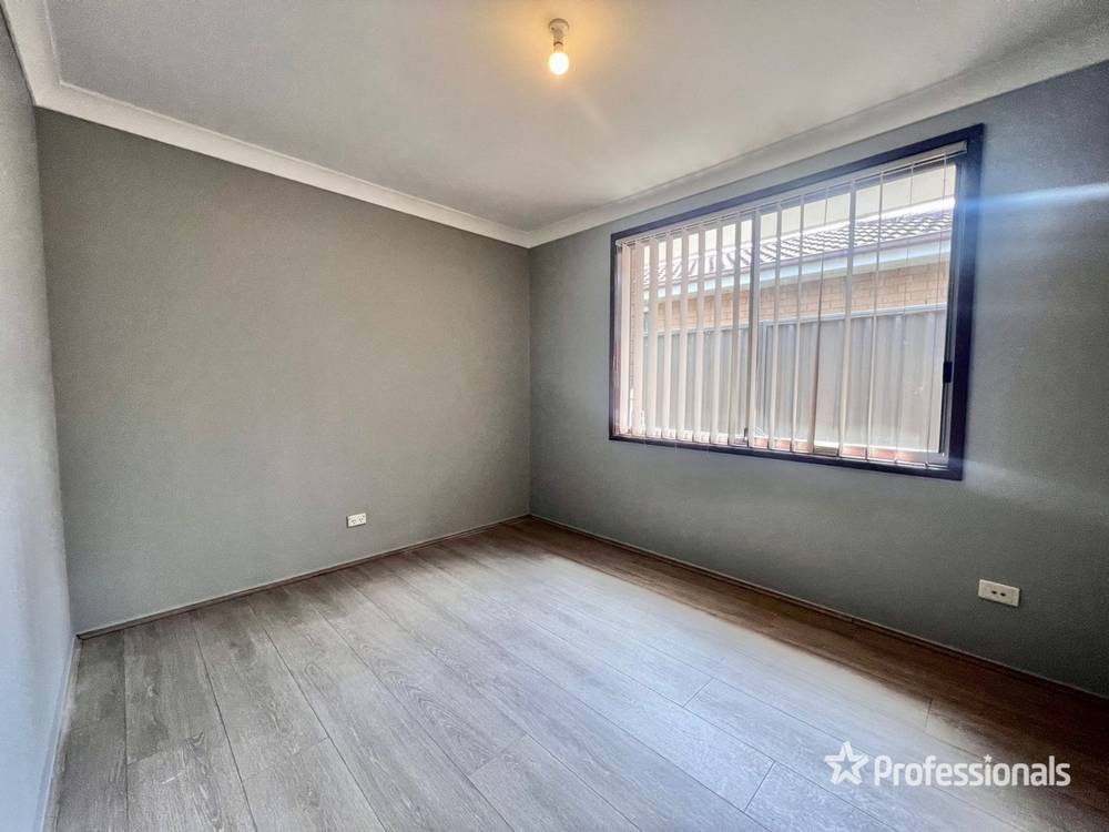 89 Madison Circuit, St Clair, NSW 2759