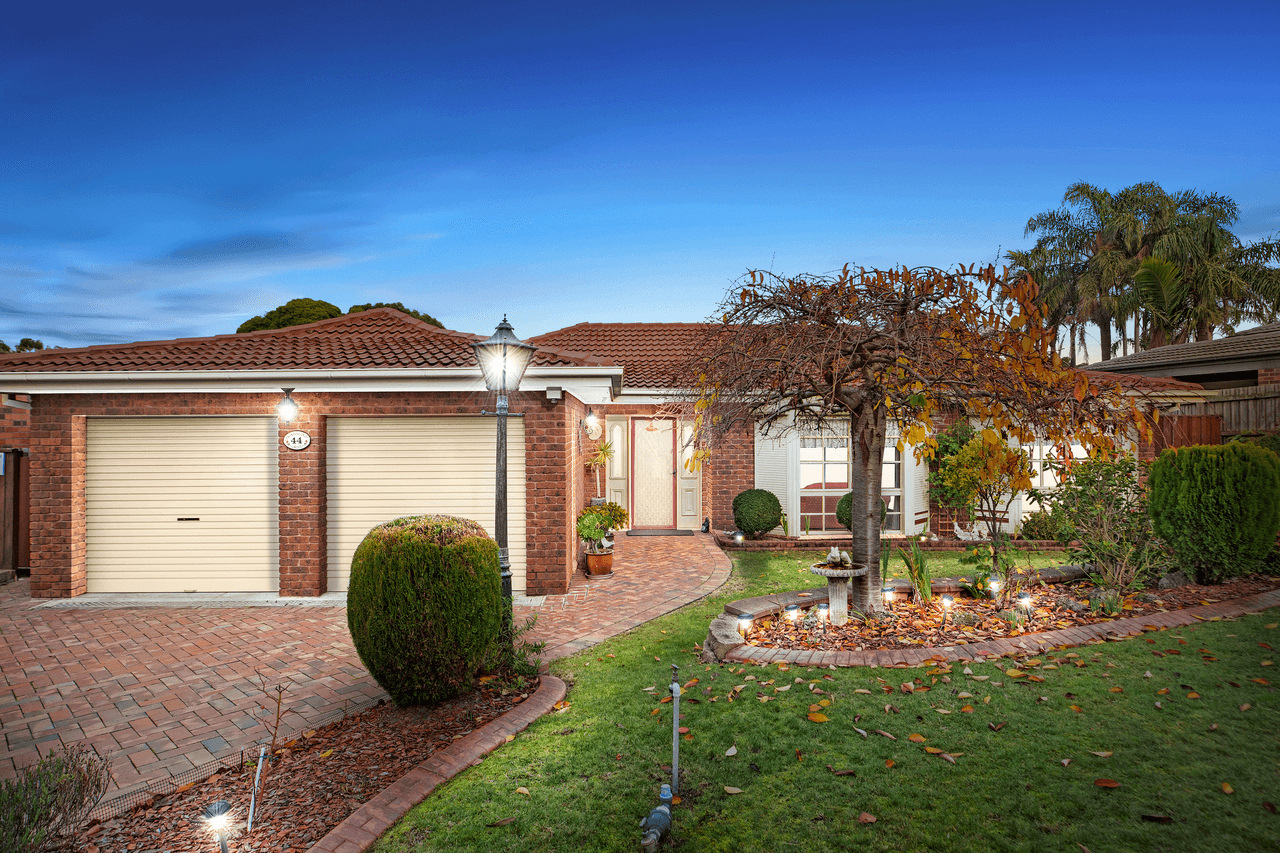 44 Huntingdon Drive, WANTIRNA SOUTH, VIC 3152