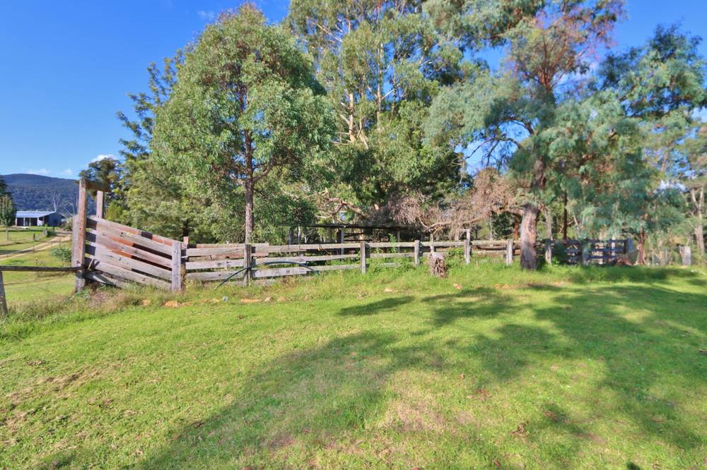 6 Genoa Street, TOWAMBA, NSW 2550