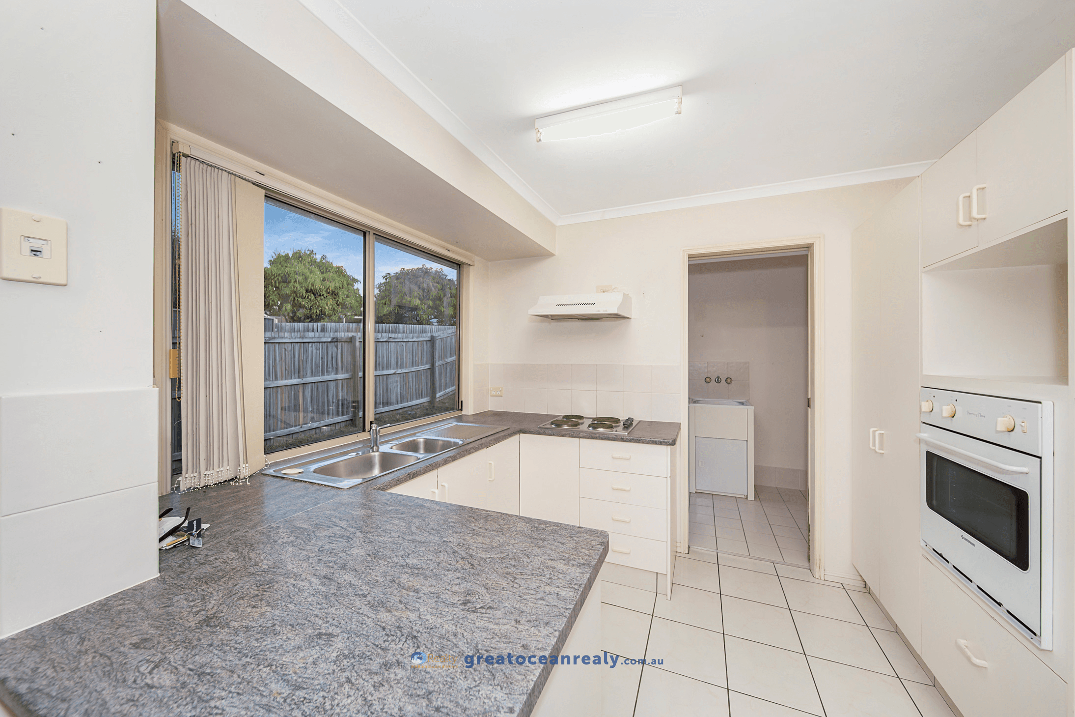 22 Grovedale Court, PARKWOOD, QLD 4214