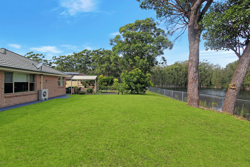 24 Sinclair Drive, TEA GARDENS, NSW 2324